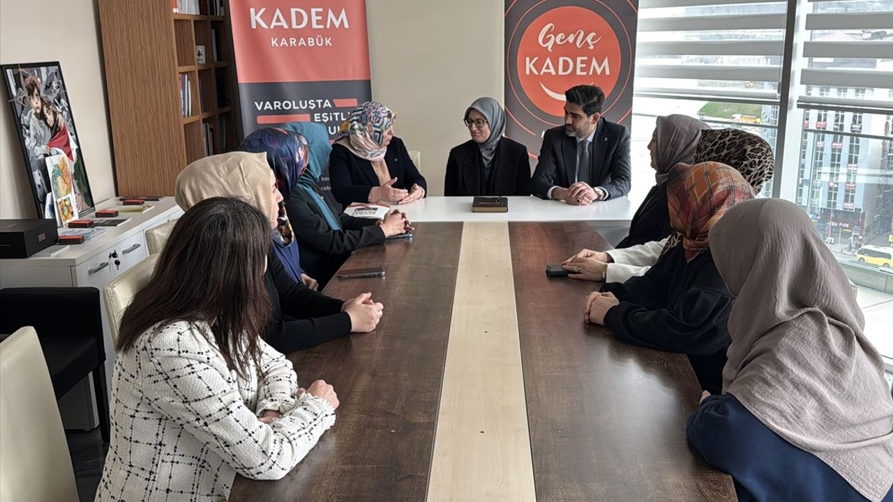 Belgin Uygur Karabük'te Ziyaretlerde Bulundu