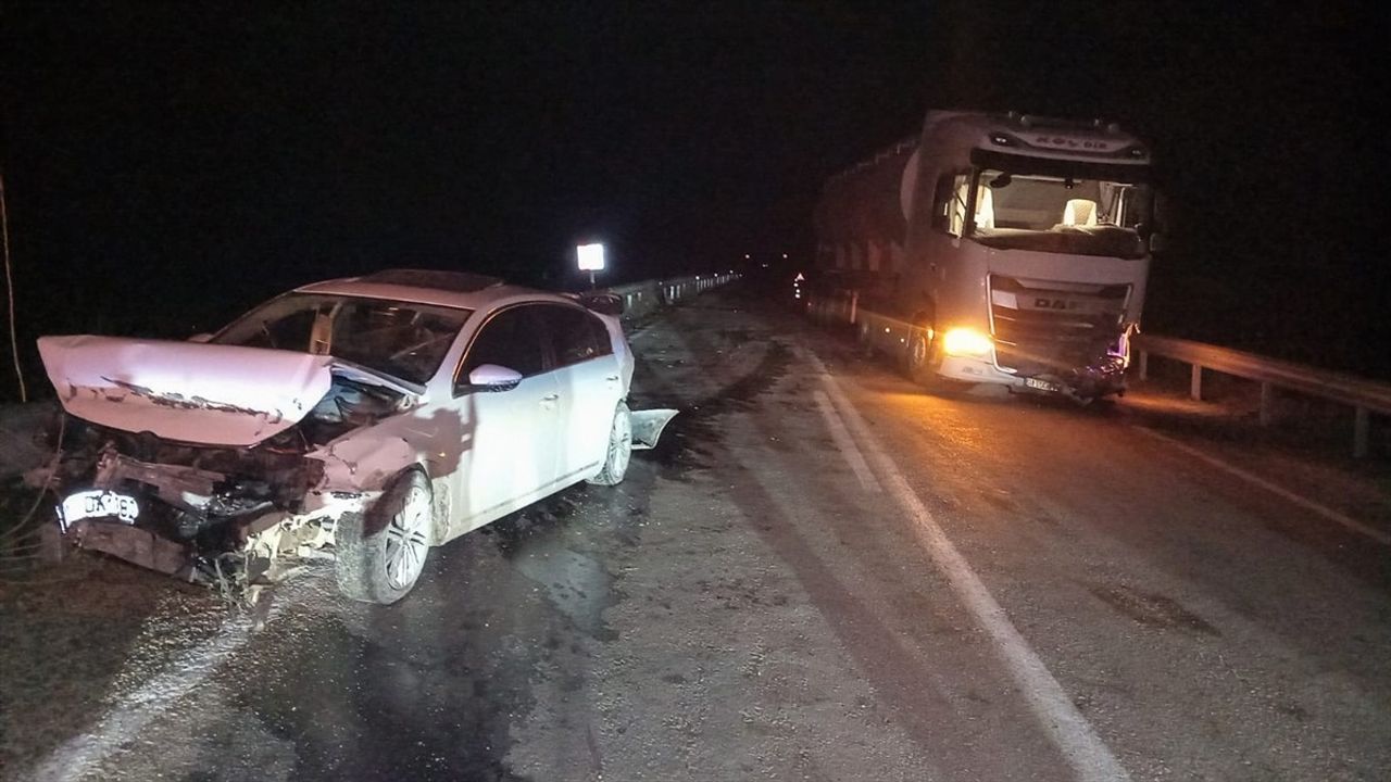 Bilecik'te Feci Trafik Kazası: 1 Ölü, 2 Yaralı