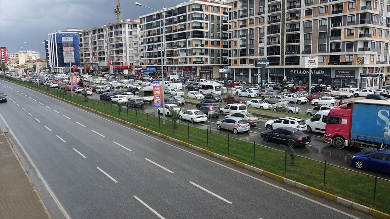 Edremit Körfezi'nde Bayram Yoğunluğu