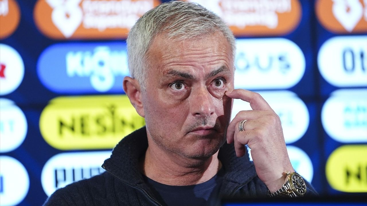 Fenerbahçe Teknik Direktörü Mourinho'dan Maç Sonrası Açıklamalar