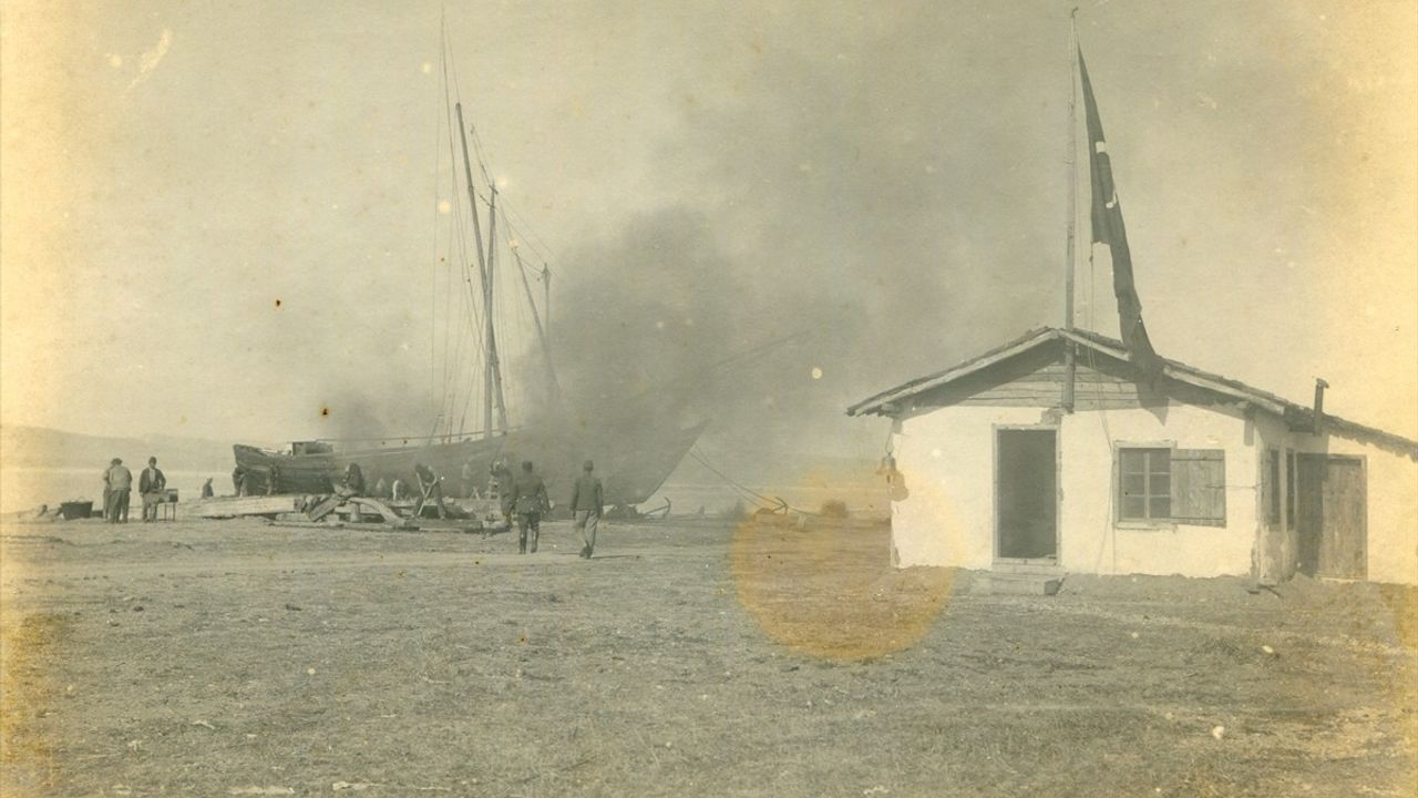 İBB, Çanakkale Savaşı'na Dair Tarihi Fotoğrafları Paylaştı