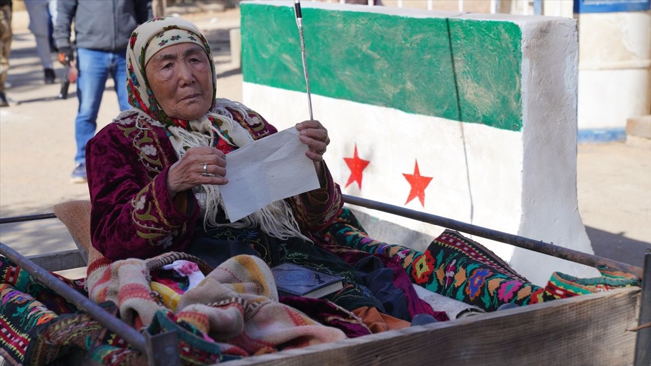 Kırgız Sinemasının Yeni Yüzü: 'Cennet Annelerin Ayaklarının Altındadır' Türkiye'de Gösterimde