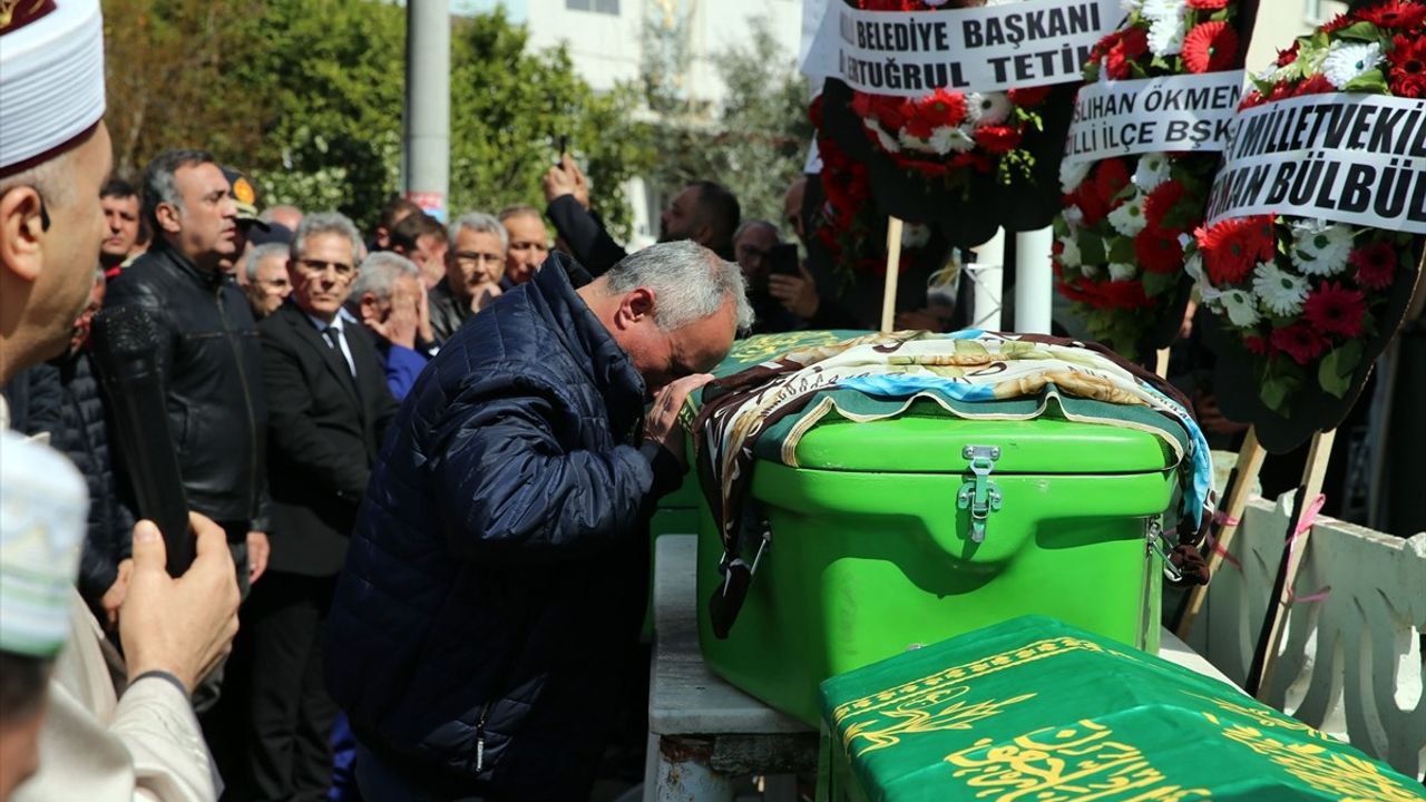 Nazilli'de Yangında Hayatını Kaybeden İtfaiye Erinin Oğlu Sınıfında Anıldı