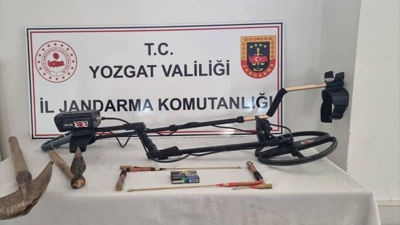 Yozgat'ta İzinsiz Kazı Yapan Üç Kişi Suçüstü Yakalandı