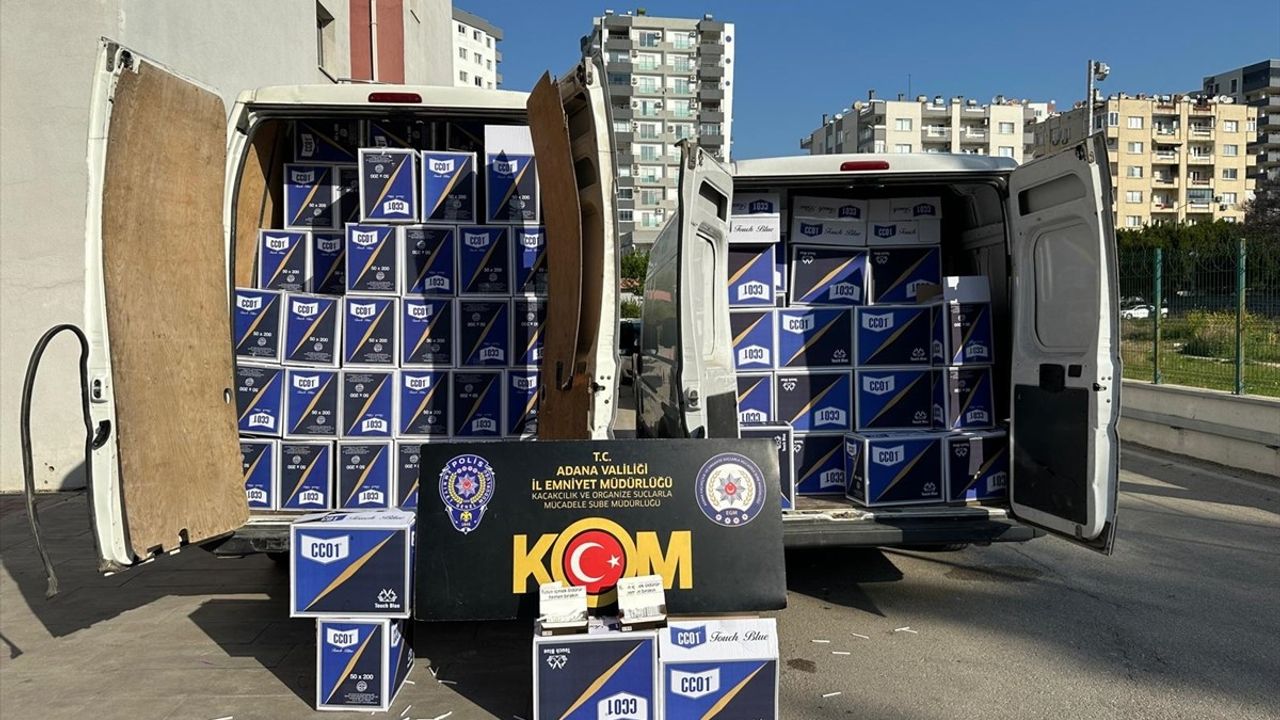 Adana'da Dev Miktarda Kaçak Makaron Ele Geçirildi