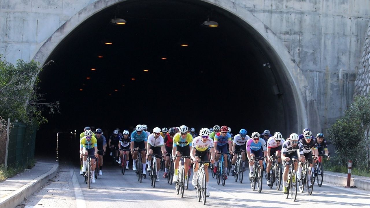 Akra Gran Fondo Antalya 2023: Bisiklet Yarışlarının 7. Kez Coşkuyla Yapıldı
