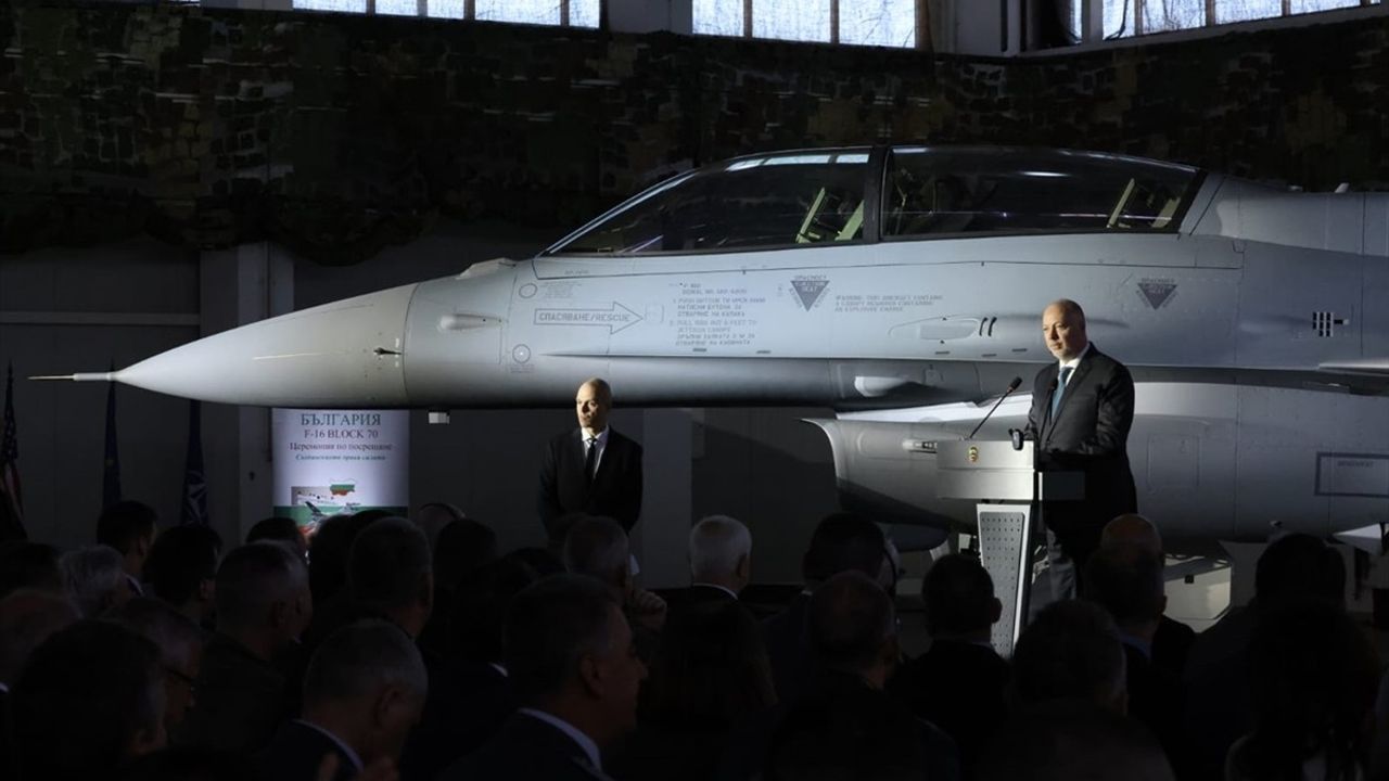 Bulgaristan'ın F-16 Savaş Uçakları Teslim Alımı Töreni