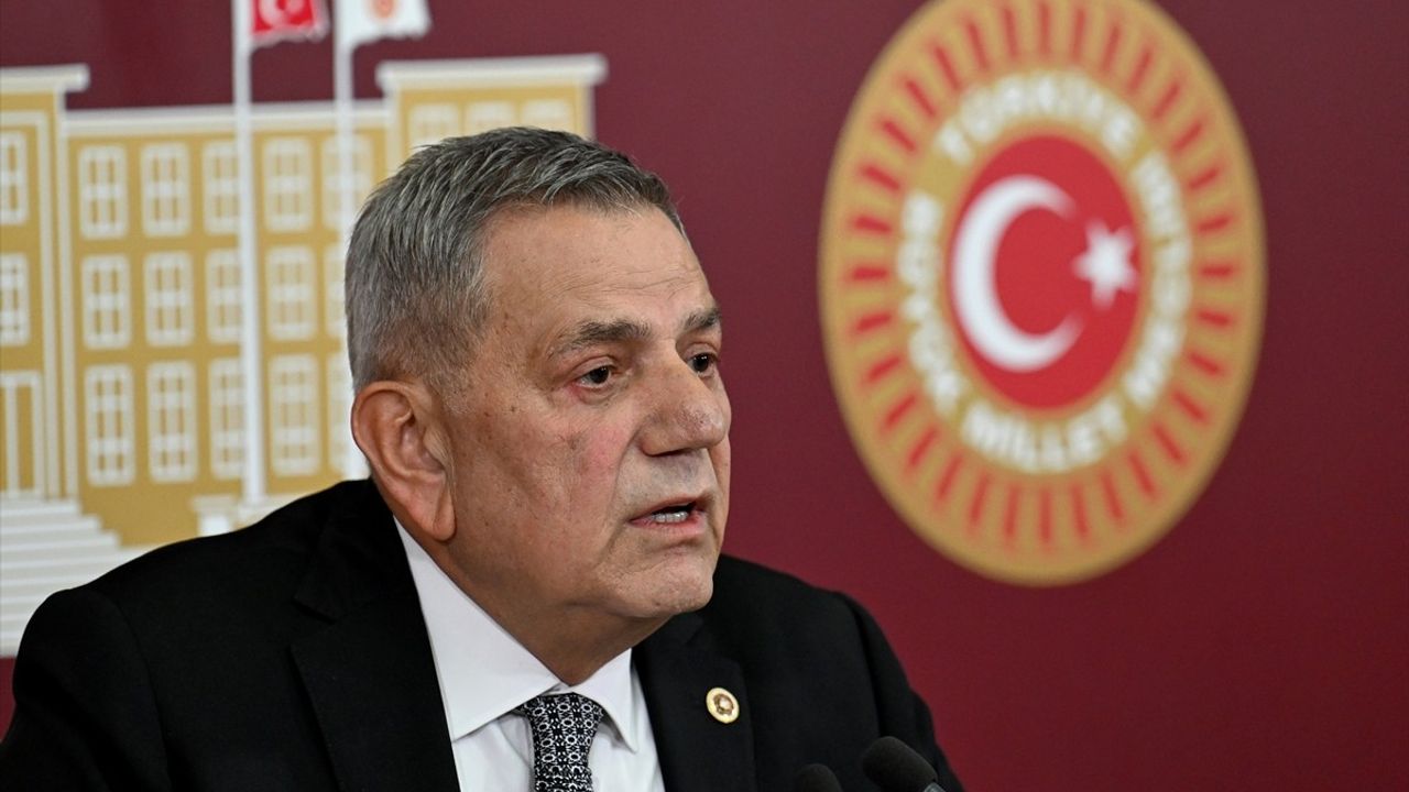 CHP'li Ocaklı'dan Yaş Çay Alım Fiyatı Açıklaması