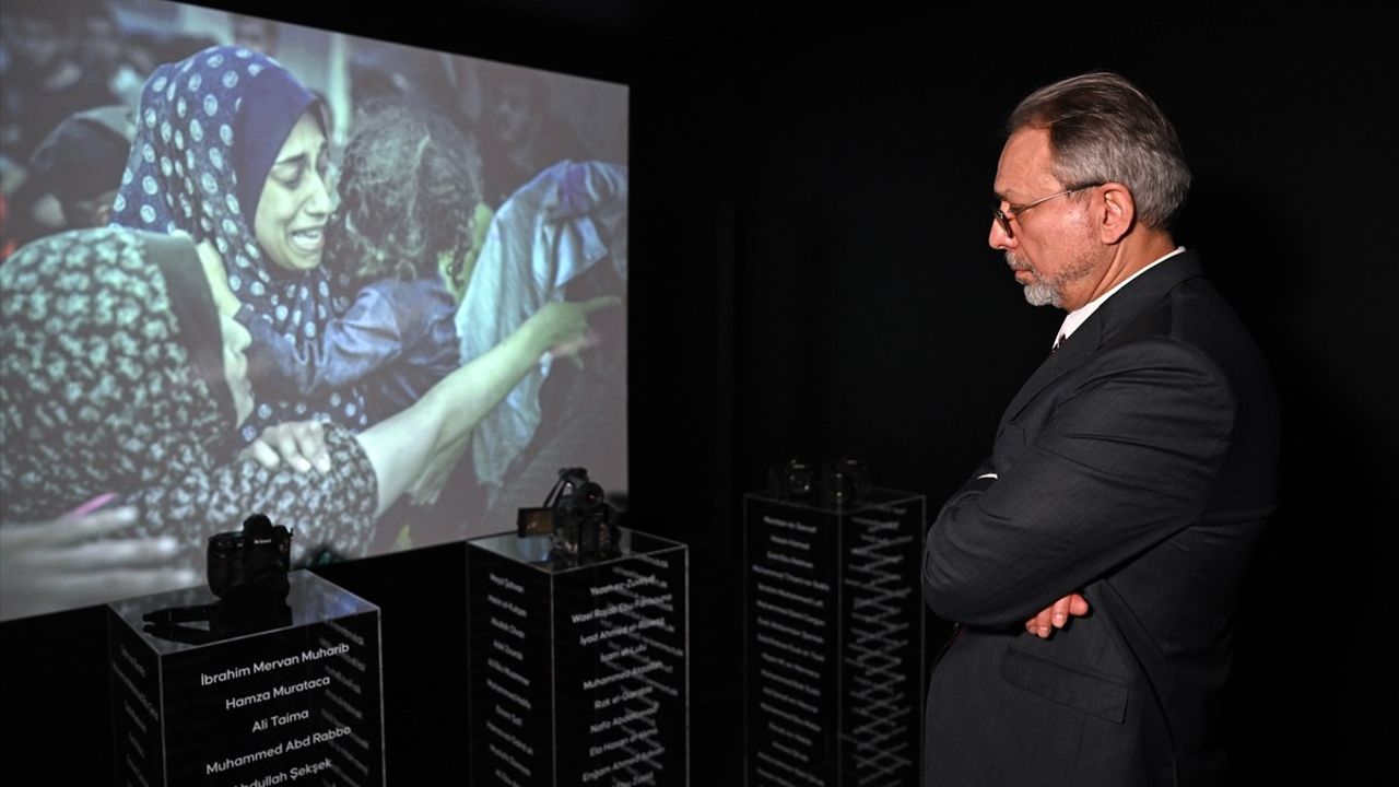 İİT Genel Sekreteri'nin İslamofobi Temsilcisi Müslüman Karşıtlığını Değerlendirdi