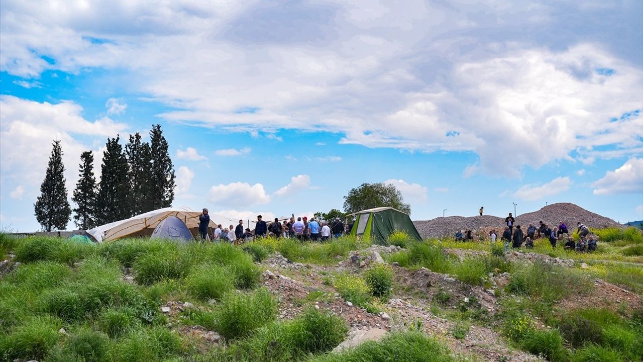 İzmir'de Kentsel Dönüşüm Mağdurlarından Eylem