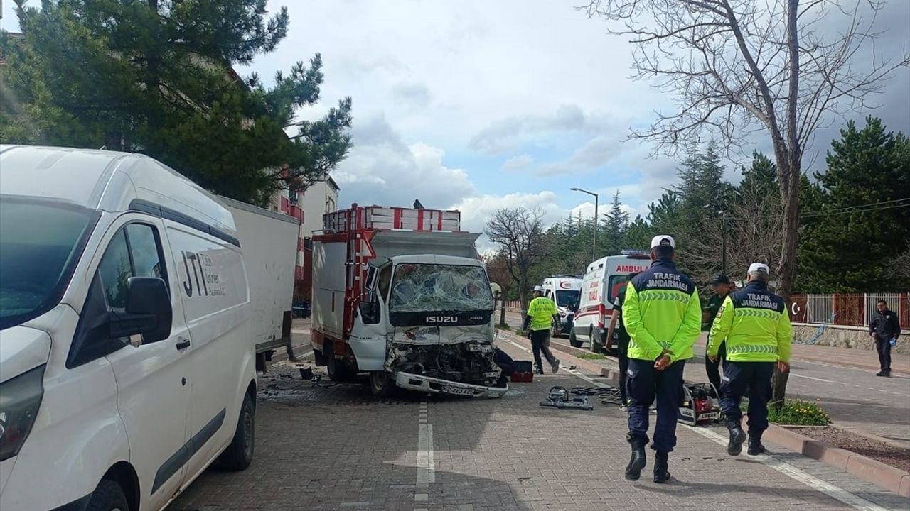 Konya'da Trafik Kazası: Sürücü Hayatını Kaybetti