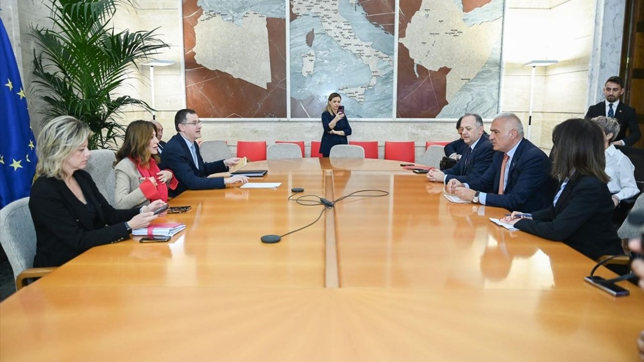 Kültür ve Turizm Bakanları Roma'da Bir Araya Geldi