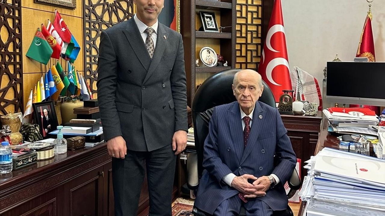 MHP Genel Başkanı Bahçeli, Siirt İl Başkanı Tükenmez'i Ağırladı