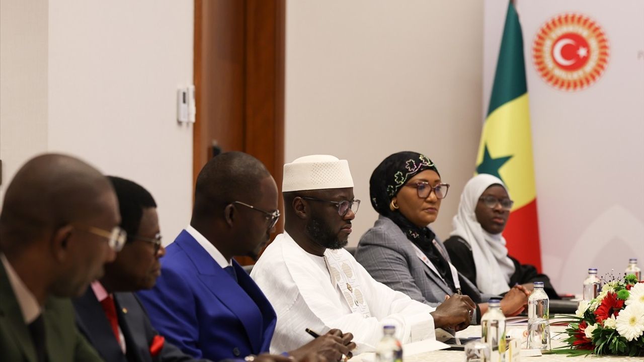 TBMM Başkanı Kurtulmuş, Senegal Ulusal Meclis Başkanı ile Filistin Konusunu Görüştü