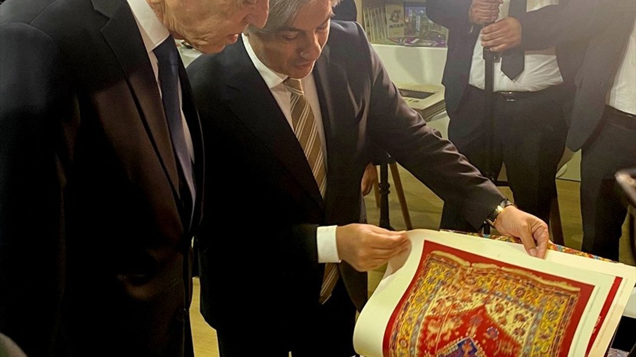 Tunus’ta Uluslararası Kitap Fuarı Açıldı