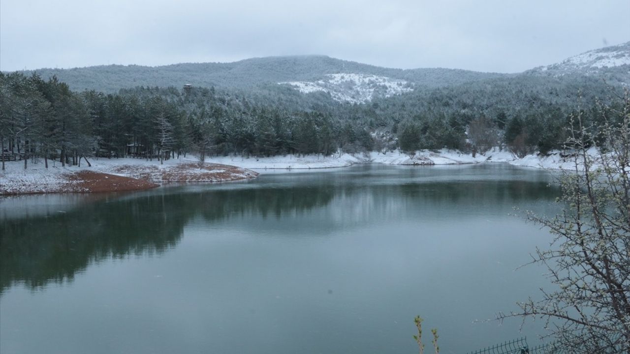 Yozgat'ta Kar Yağışı Hayatı Olumsuz Etkiliyor