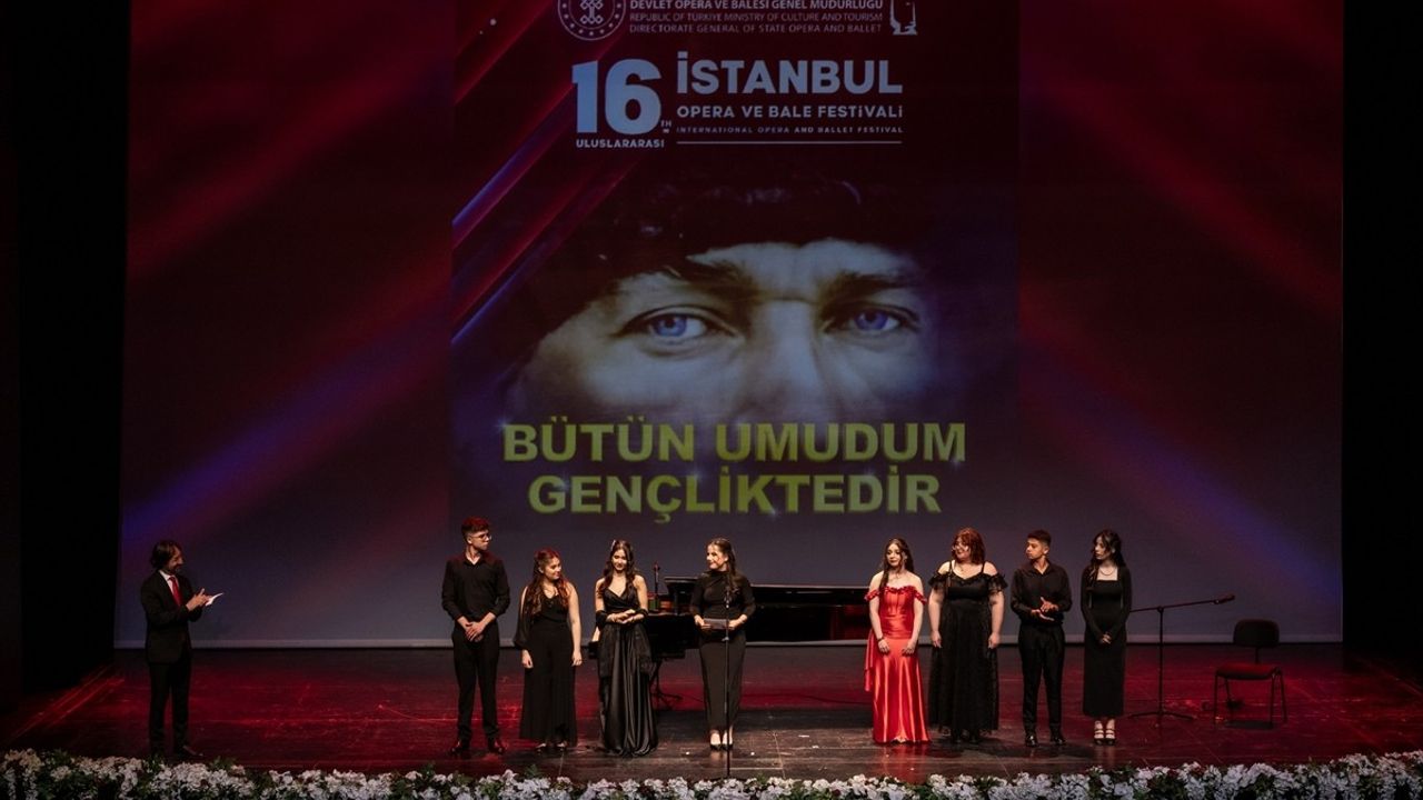 16. Uluslararası İstanbul Opera ve Bale Festivali'nde Genç Yeteneklerin Sahne Performansları