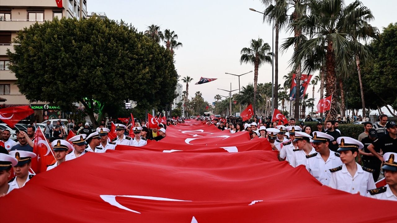 19 Mayıs Kutlamaları Adana ve Mersin'de Coşkuyla Gerçekleştirildi