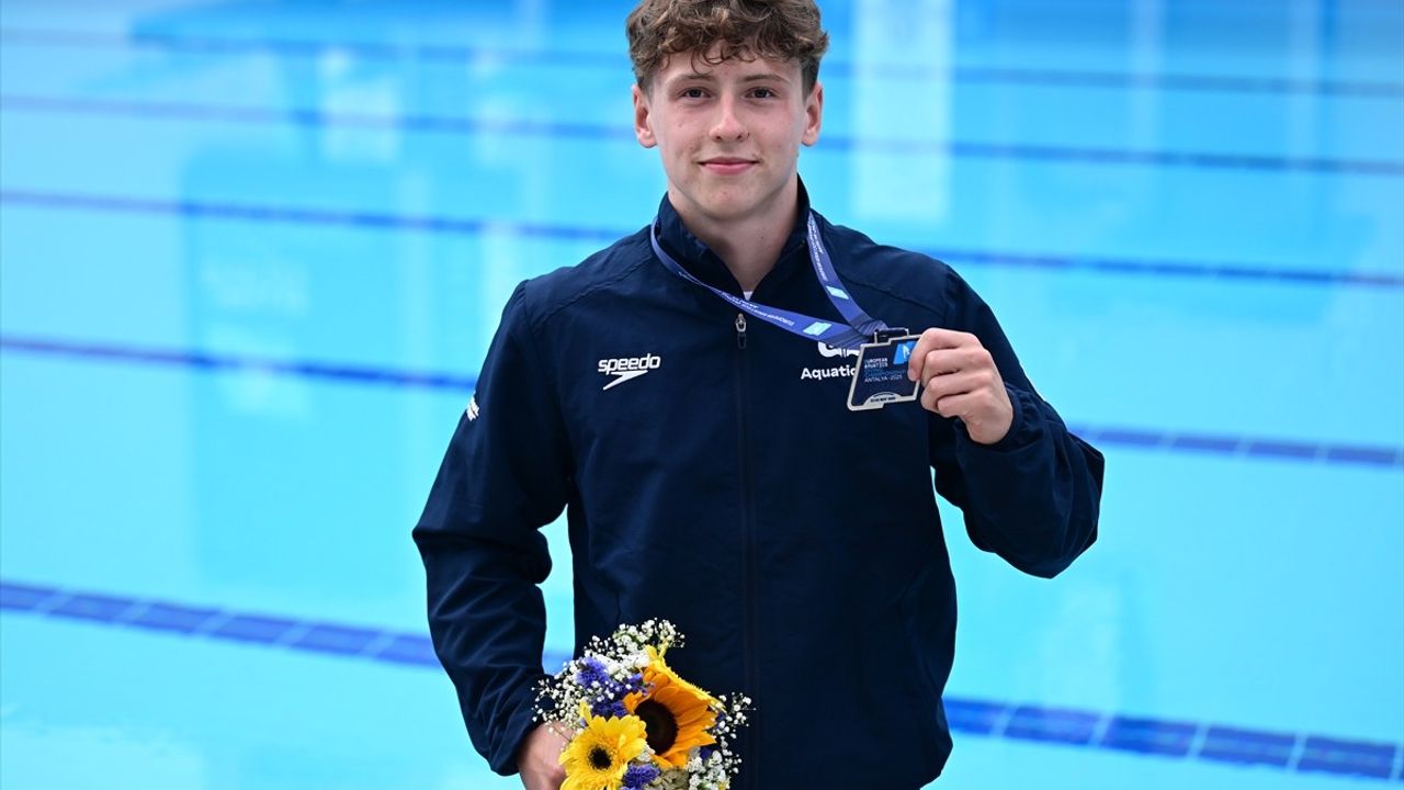 Avrupa Su Sporları Atlama Şampiyonası Antalya'da Tamamlandı