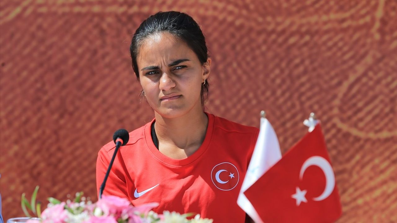 BNP Paribas Dünya Takım Kupası Antalya'da Tanıtıldı