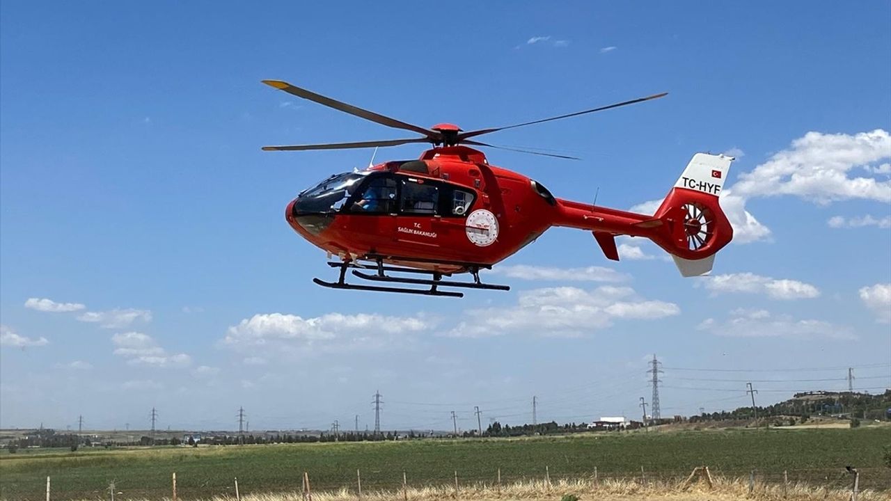 Diyarbakır'da Ambulans Helikopterin Kurtardığı Yanık Hasta