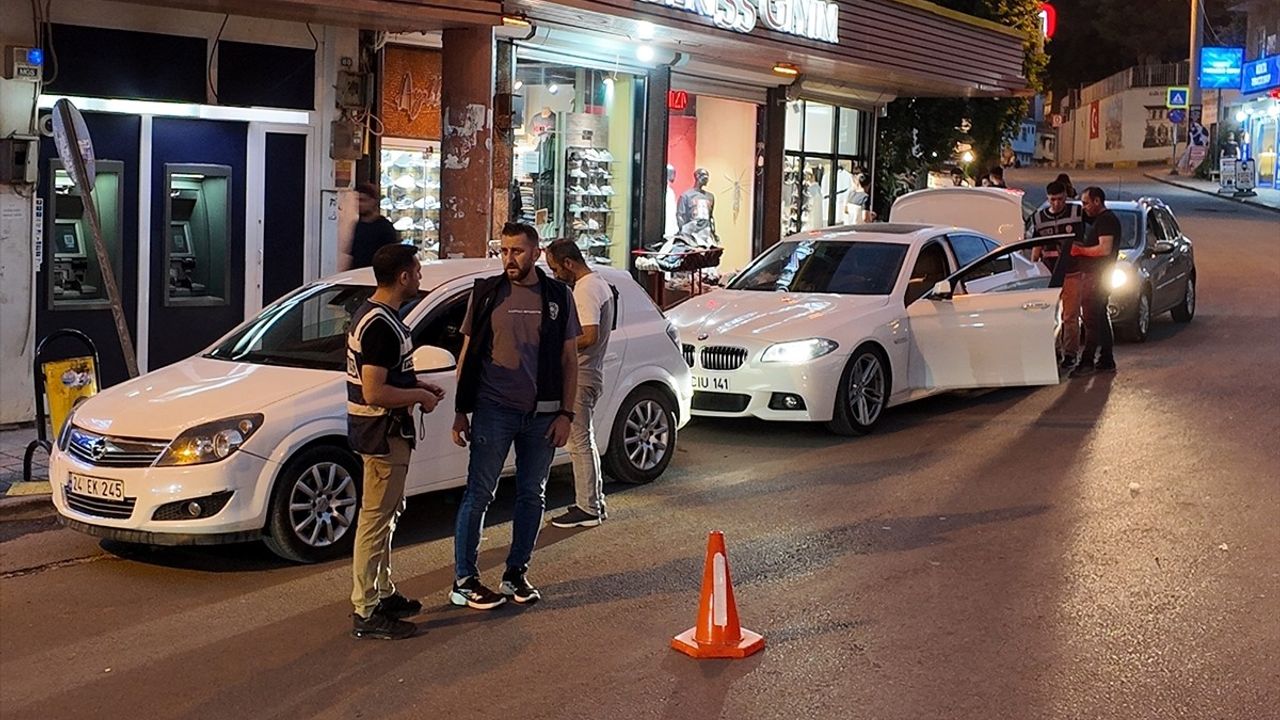 Diyarbakır'da Uyuşturucuya Karşı 'Narko Hançer' Uygulaması