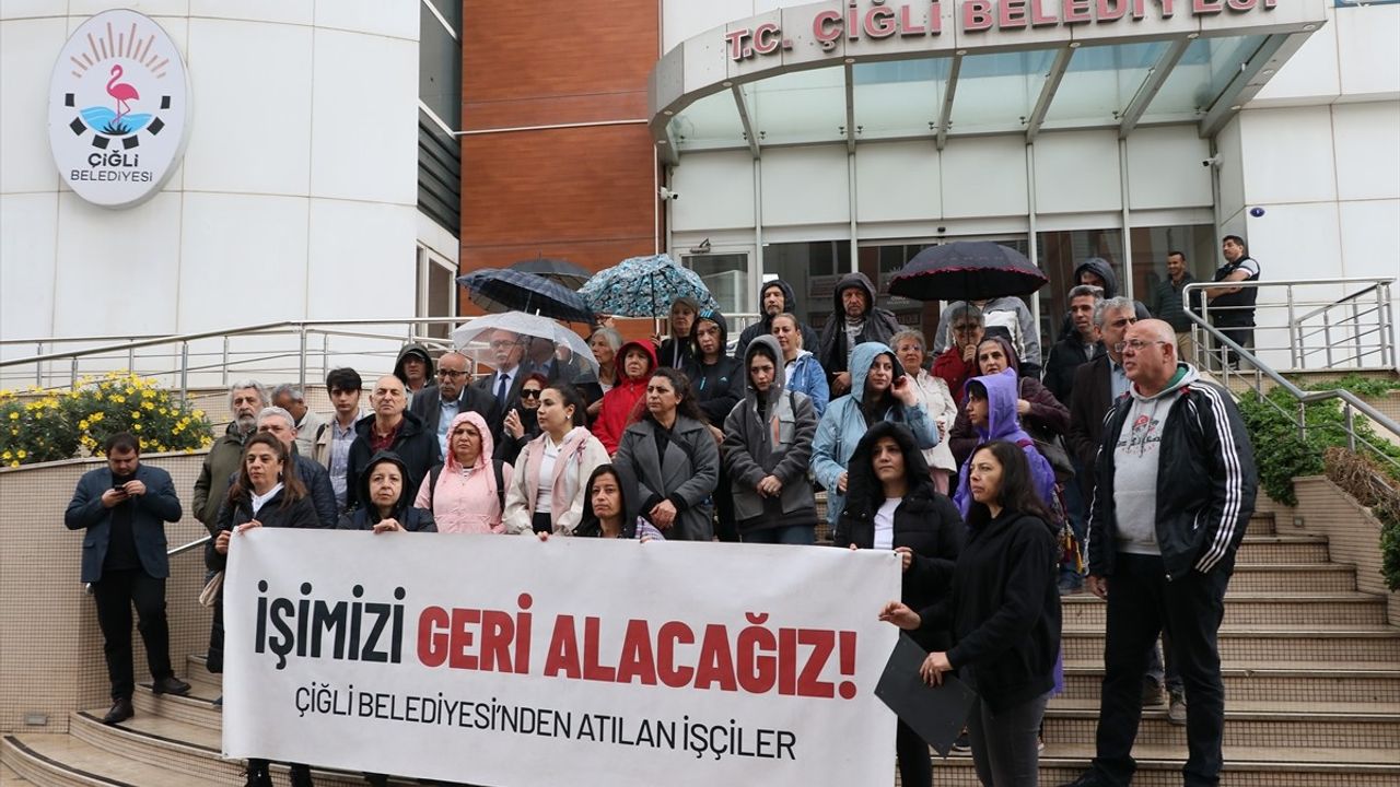 İşten Çıkarılan İzmirli İşçiler Ankara'ya Yürüdü