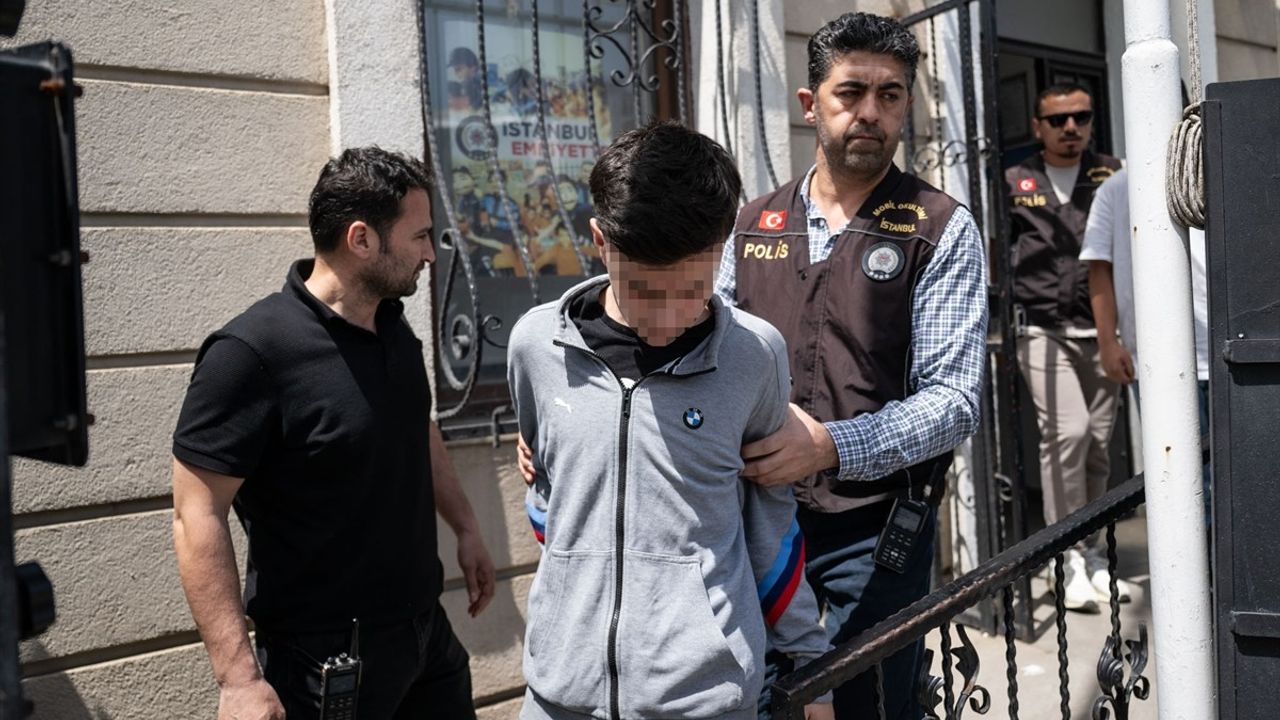 Kadıköy'deki Minguzzi Cinayetinde İki Şüpheli Tutuklandı