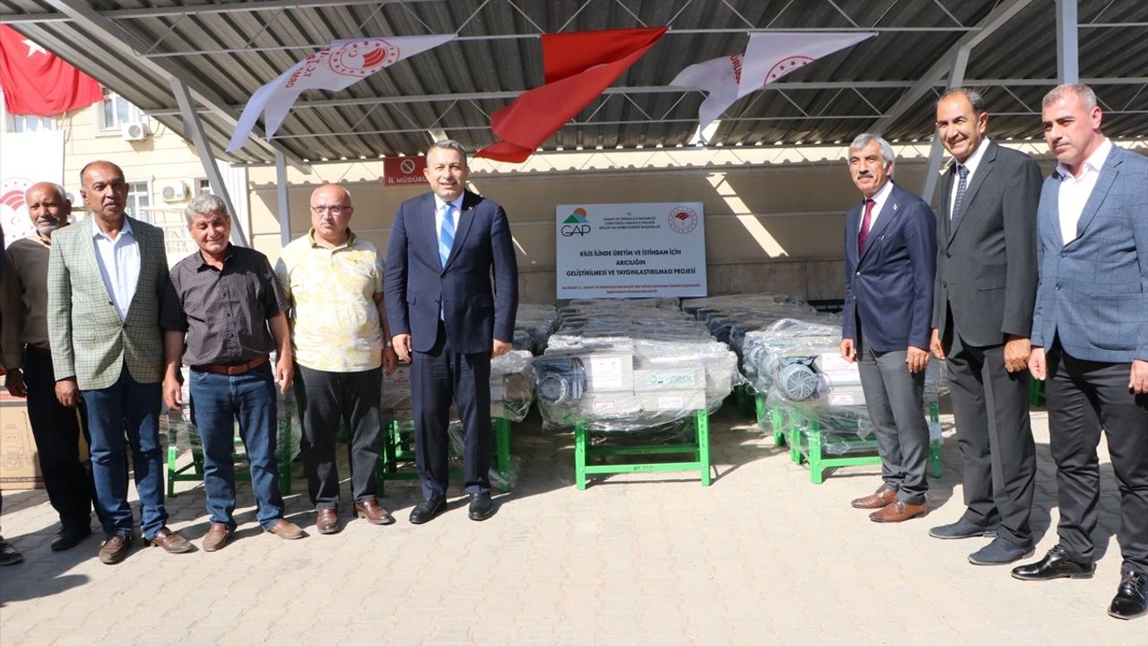 Kilis'te Tarıma Destek: Çiftçilere Makine ve Ekipman Dağıtımı