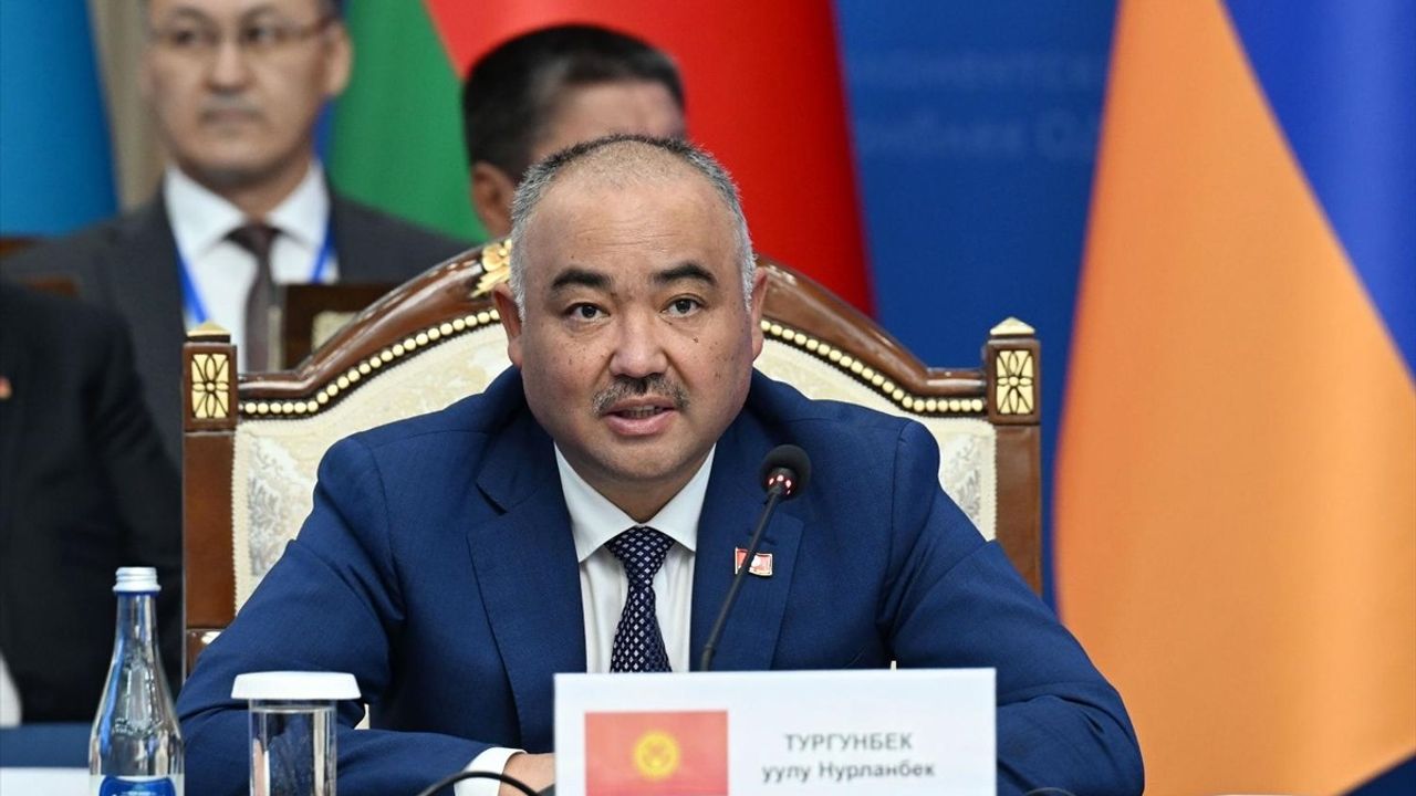 Kırgızistan'da KGAÖ Parlamenterler Meclisi Toplantısı Yapıldı