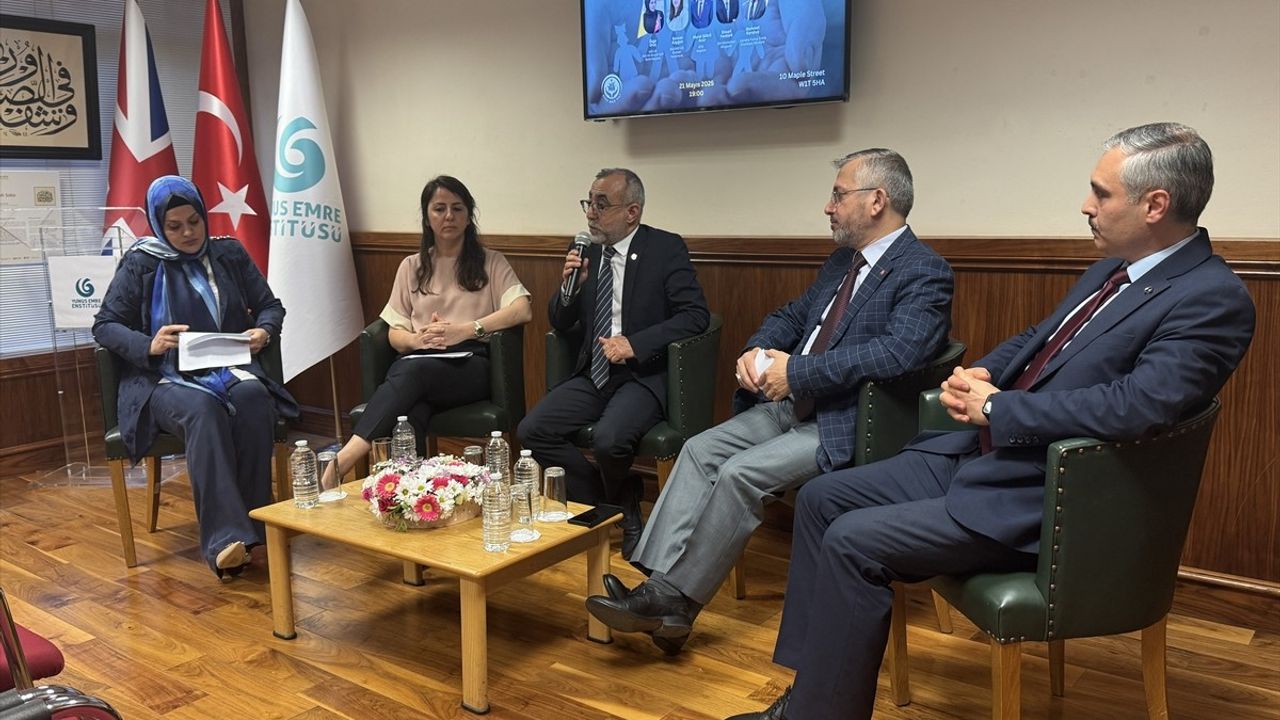 Londra'da Diasporada Aile Olmak Paneli