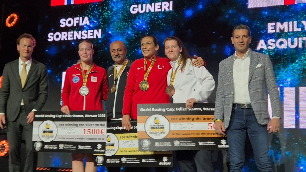 Milli Boksörlerden Polonya'da Başarı Dolu Madalya