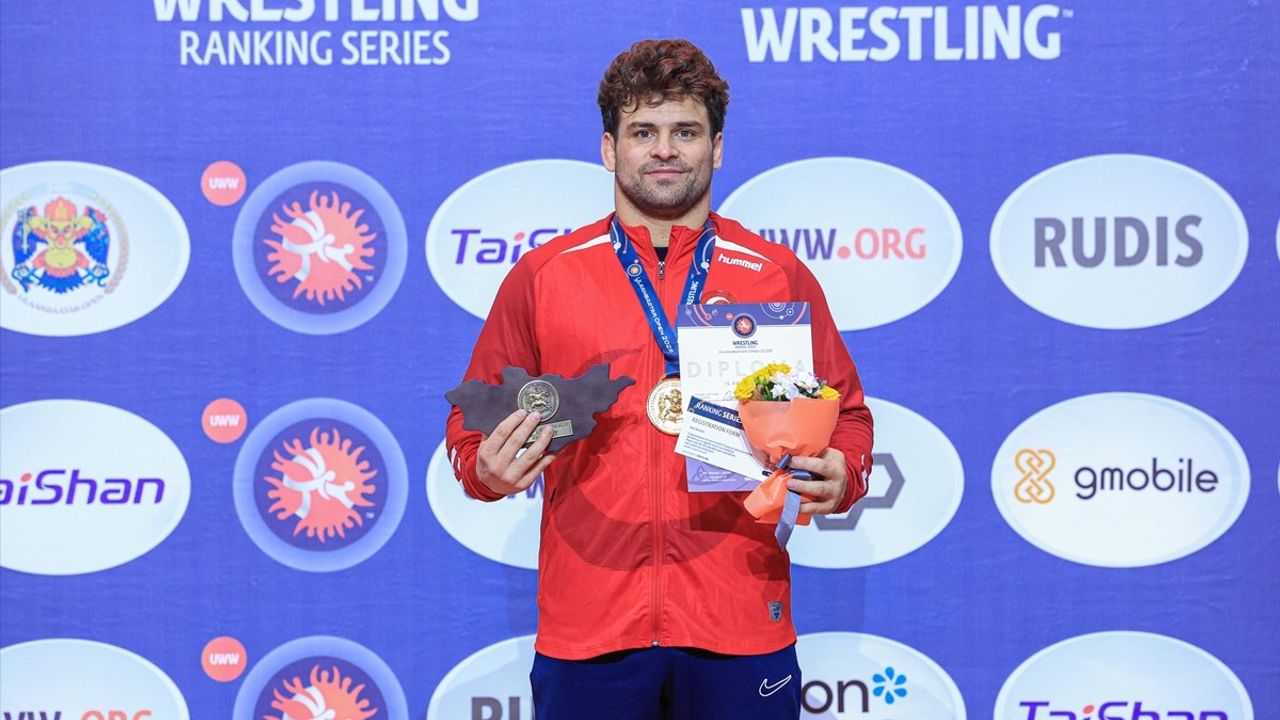 Osman Göçen Moğolistan'da Şampiyonluğa Ulaştı