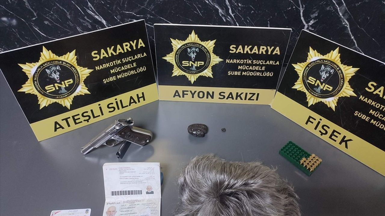 Sakarya'da Hapis Cezası Olan Hükümlü Sahte Kimlikle Yakalandı