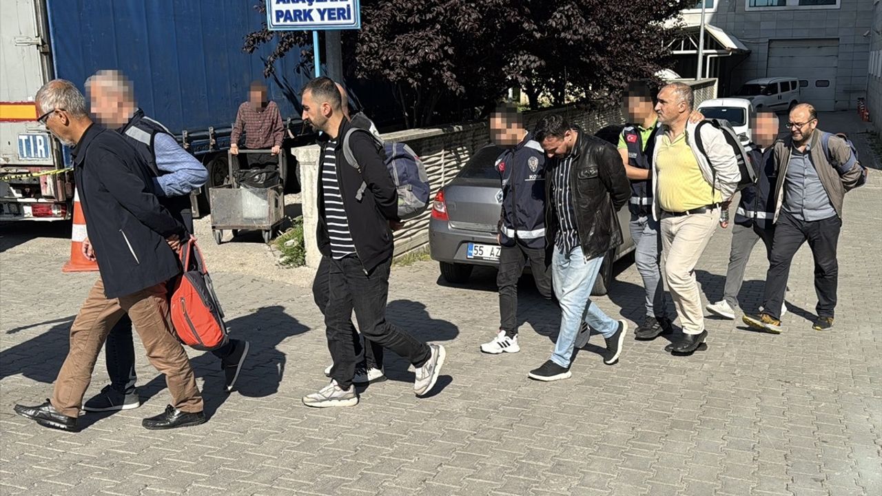 Samsun'da FETÖ Soruşturmasında 7 Zanlı Adliyeye Sevk Edildi