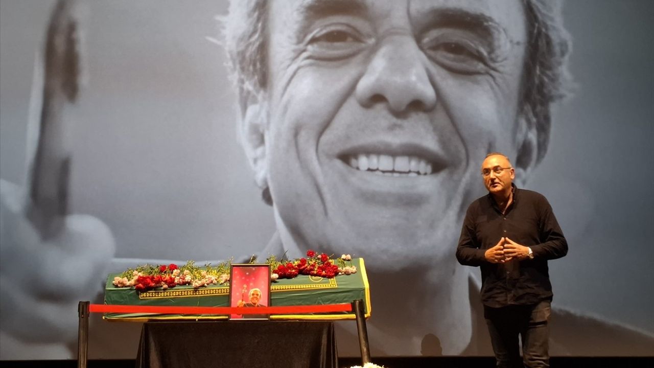 Yönetmen Ali Özgentürk'e Veda Töreni