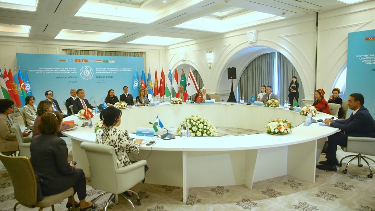 Aile ve Kadının Rolü Üzerine Üst Düzey Toplantı