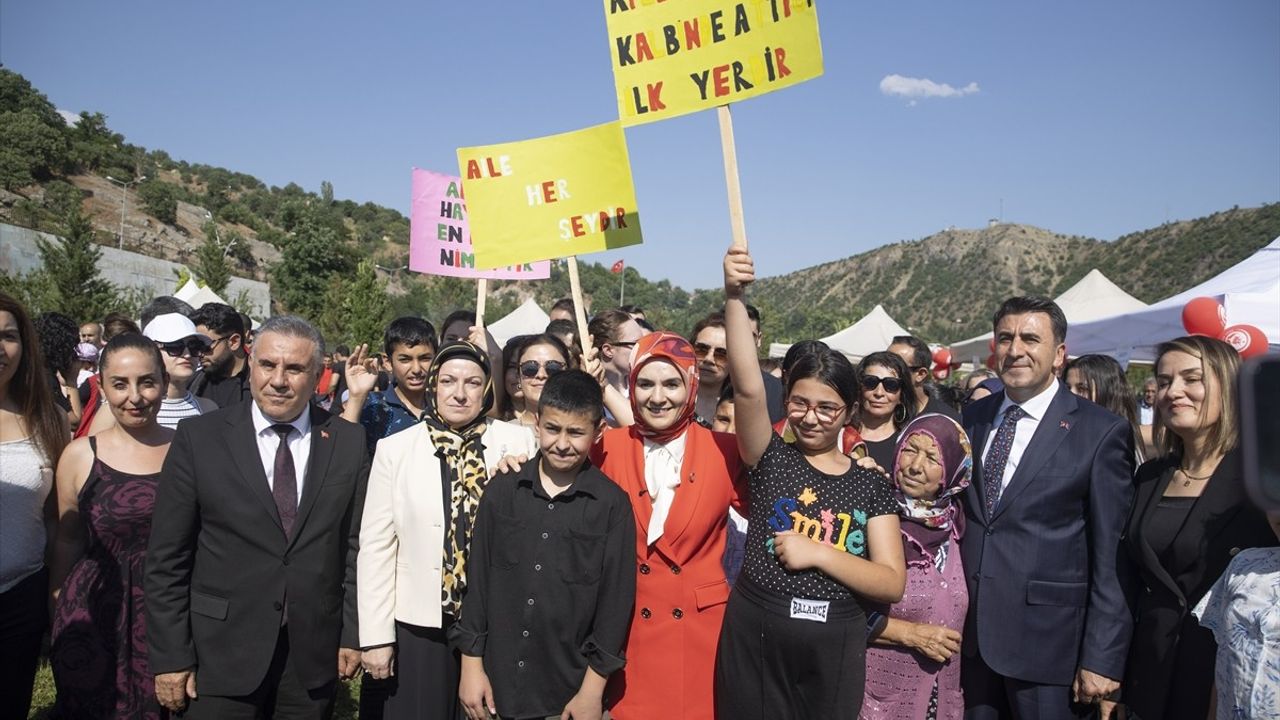 Aileyi Güçlendirme Hedefiyle Tunceli'de Büyük Buluşma