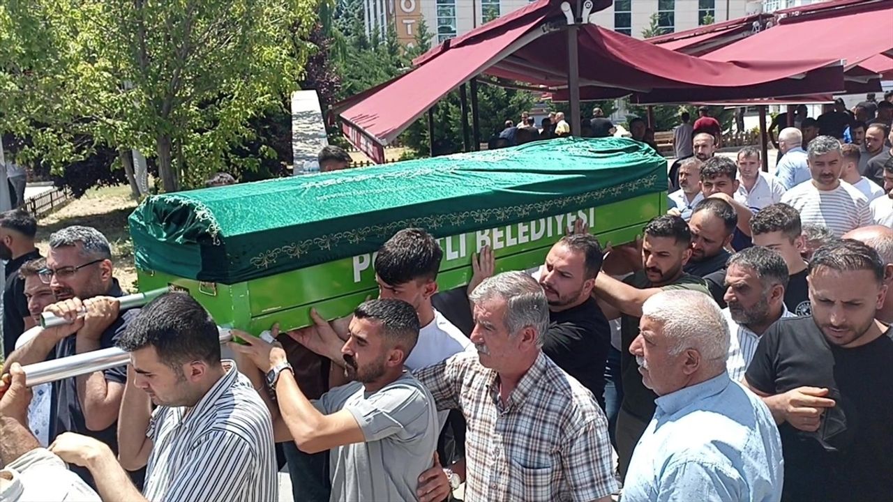 Ankara'da Fabrikada Gaz Sızıntısı: 2 İşçi Hayatını Kaybetti