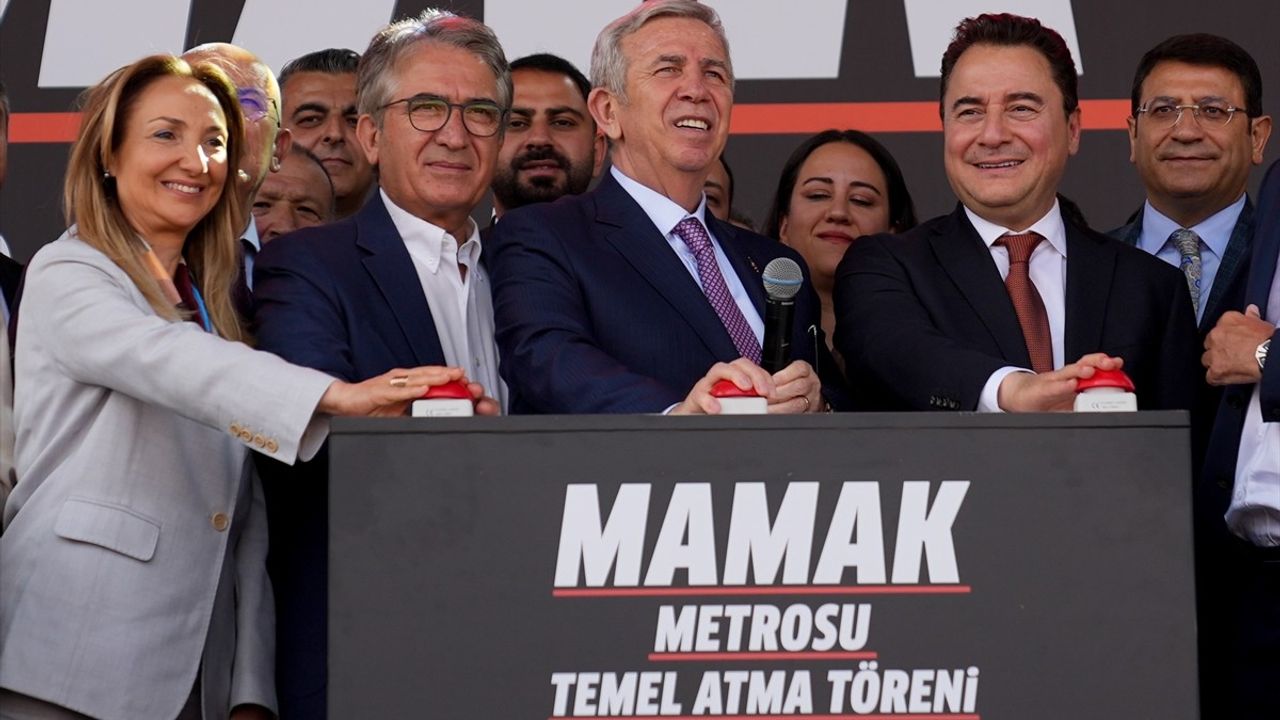 Ankara'da Yeni Raylı Sistem Hattı Temeli Atıldı