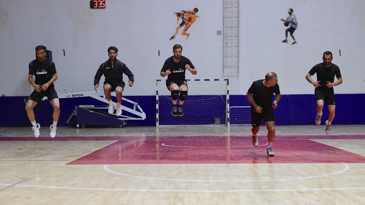 Baba Oğul Voleybol Takımında Büyük Başarılar