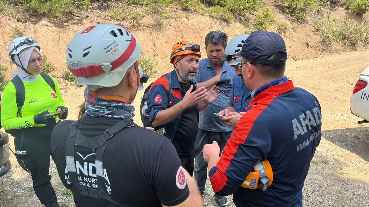 Bursa'da Kaybolan Burak Koçak İçin Arama Çalışmaları Devam Ediyor