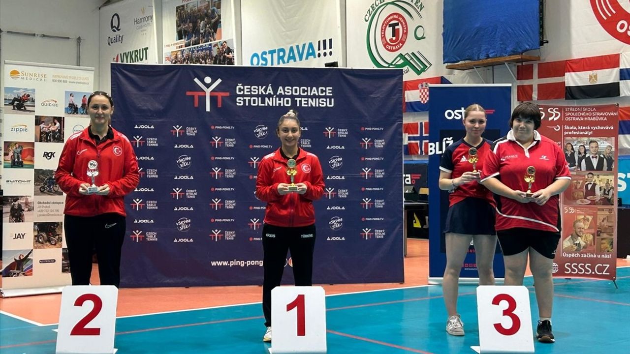 Çekya'da Para Masa Tenisi Başarısı: Milli Sporcular Altın ve Gümüş Madalya Kazandı