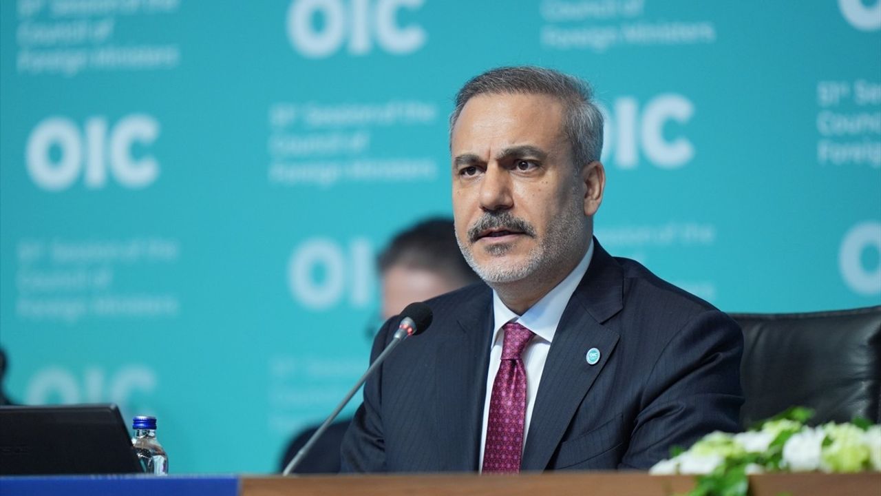 Dışişleri Bakanı Fidan, İsrail'in Saldırılarına Dikkat Çekti