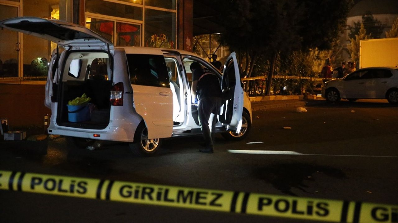 Diyarbakır'da Silahlı Kavga: 1'i Ağır 3 Yaralı