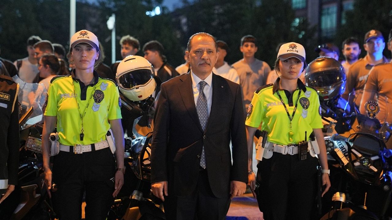 İstanbul Emniyet Müdürü Selami Yıldız, Ümraniye'de Asayiş Uygulamasını Denetledi