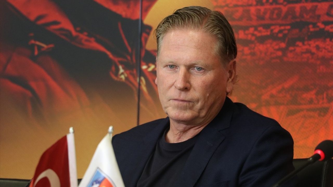 Kayserispor'da Yeni Dönem: Markus Gisdol İmza Attı
