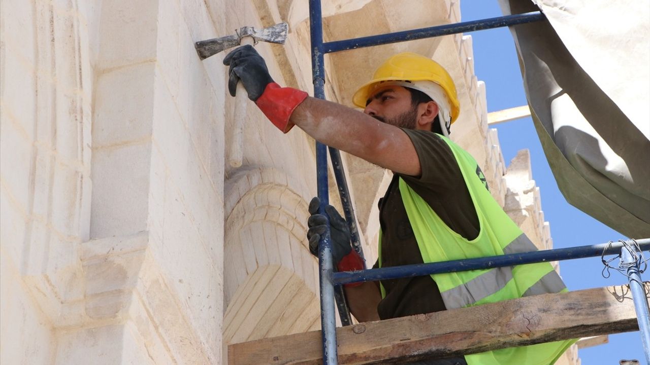 Kilis'te Ulu Cami'nin Yeniden İbadete Açılması