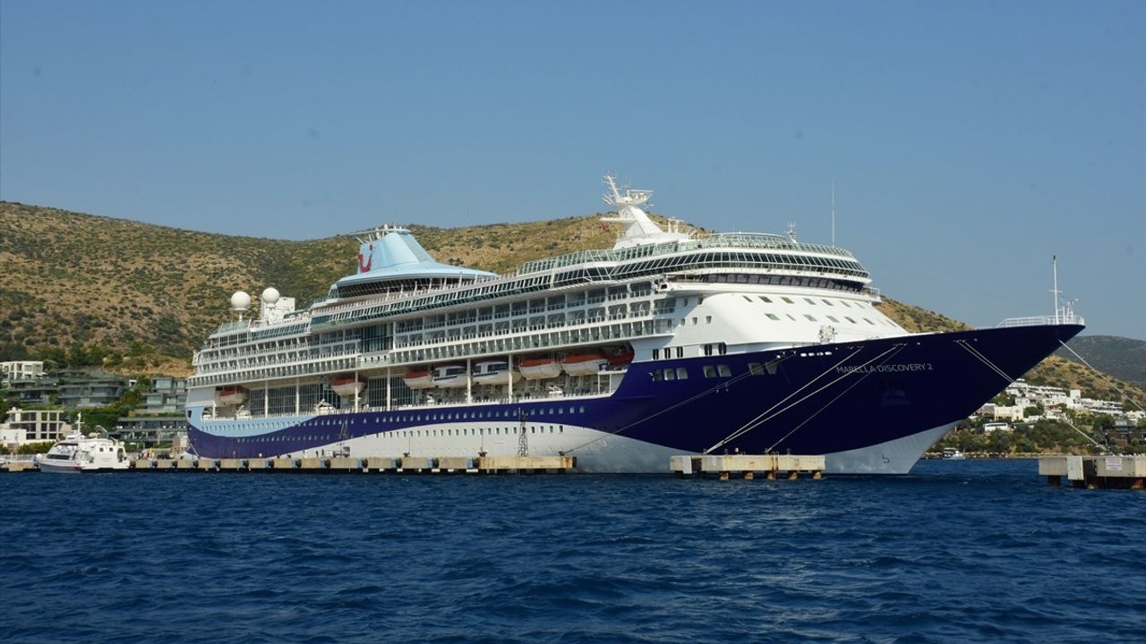 Marella Discovery 2 Bodrum'a Ziyaret Gerçekleştirdi