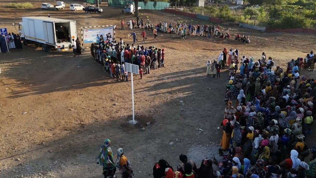 Mozambik'te Kurban Etleri Dağıtıldı